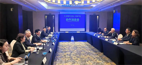 蔡邦銀率團(tuán)赴新加坡和澳大利亞考察訪問