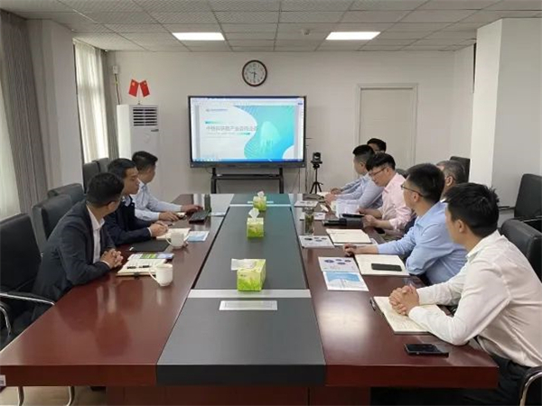 四川省供投集團(tuán)與中鐵科研院鄉(xiāng)村振興研究院交流座談
